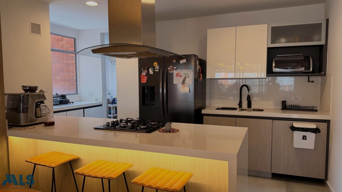 Apartment in Envigado, Antioquia, Colombia 5 - 18237251