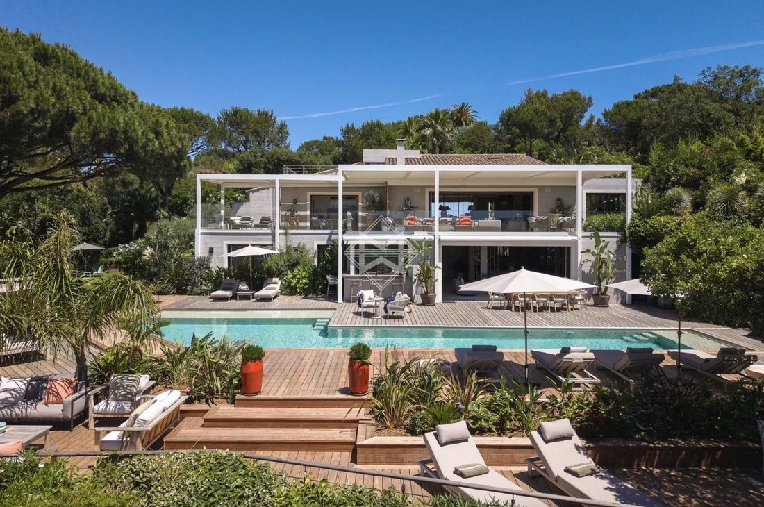 Anwesen in Ramatuelle, Provence-Alpes-Côte d'Azur, Frankreich 1 - 18237040