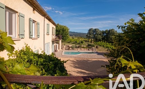 House in Faucon, Provence-Alpes-Côte d'Azur, France 1