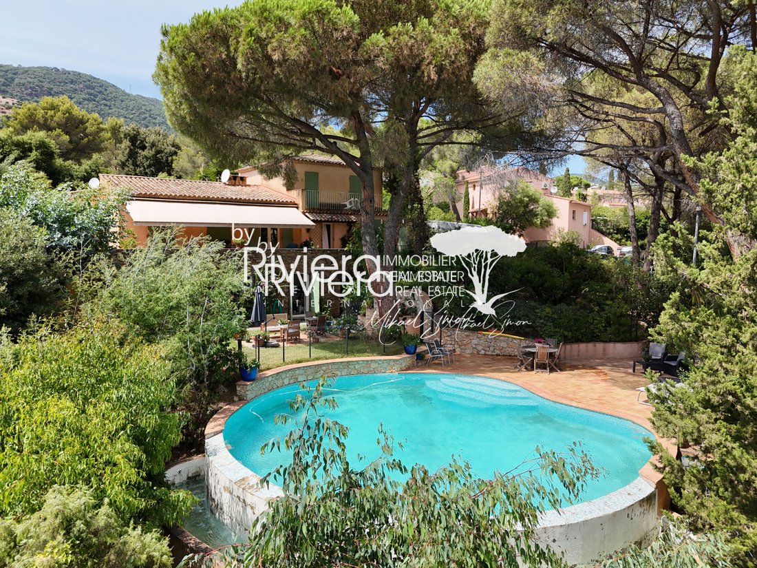 Villa in Nord, Cavalaire-sur-Mer, France 4 - 16048007