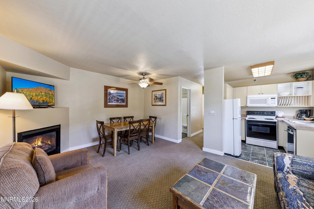 Townhouse in Stateline, Nevada, United States 3 - 18241384