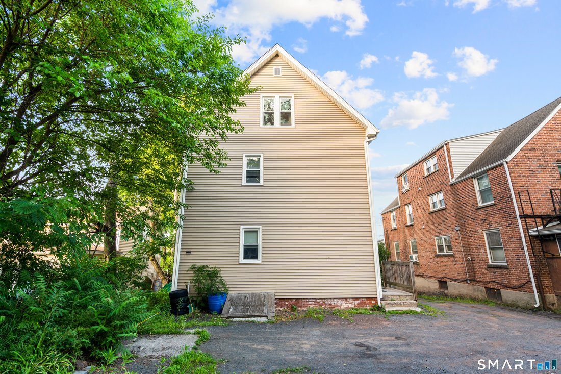 New Britain, Connecticut, United States 5 - 18242129