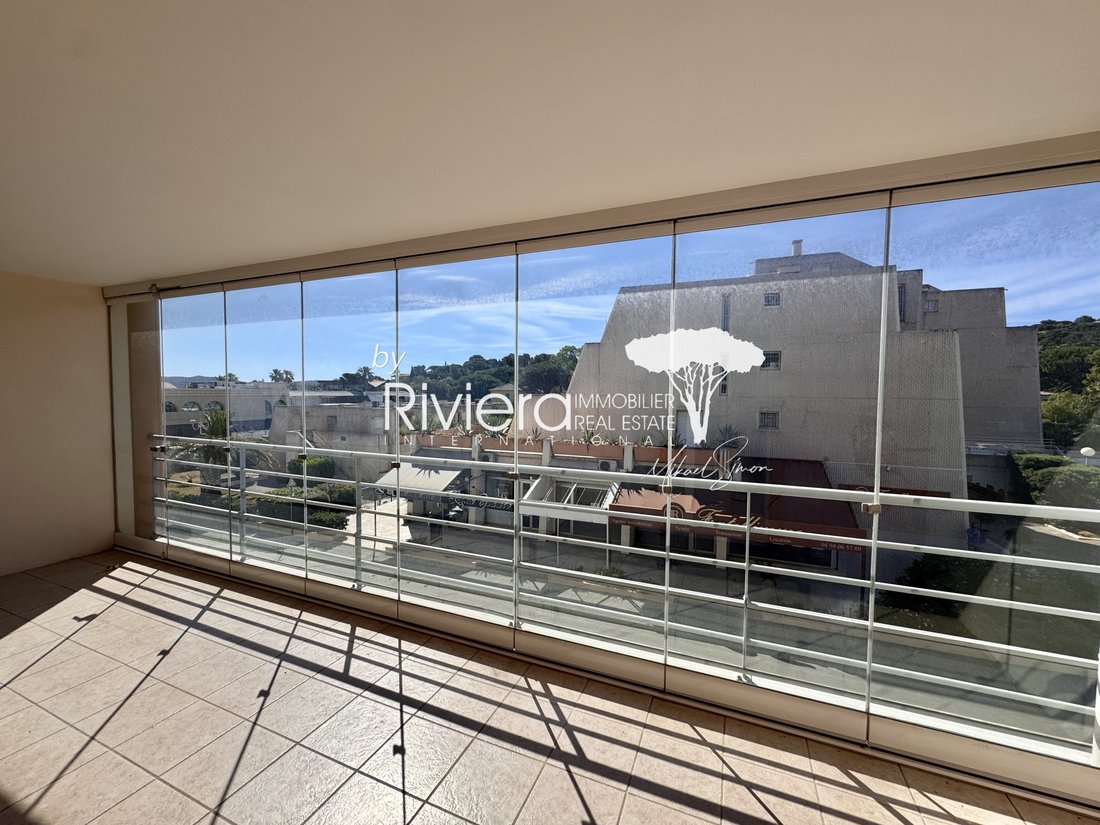 Apartment in Nord, Cavalaire-sur-Mer, France 2 - 18245821