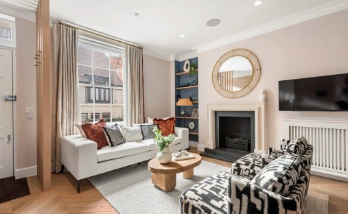 House in Brompton, Kensington And Chelsea, England 1