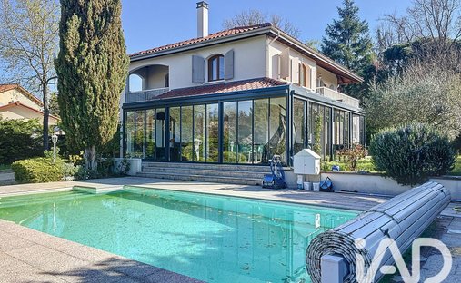 House in Montagny, Auvergne-Rhône-Alpes, France 1