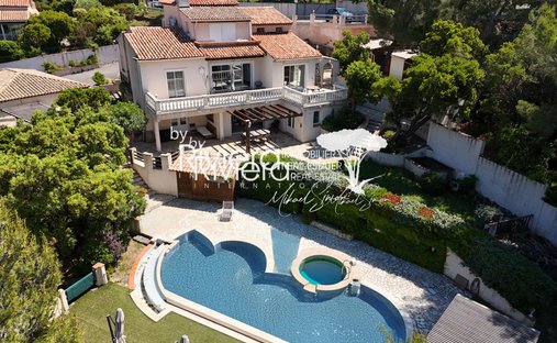 Villa in Nord, Cavalaire-sur-Mer, France 1