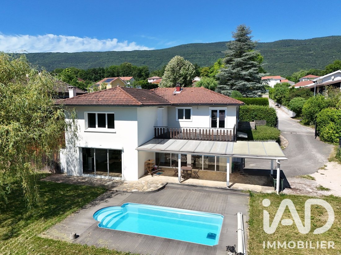 House in Injoux-Genissiat, Auvergne-Rhône-Alpes, France 1 - 17227938