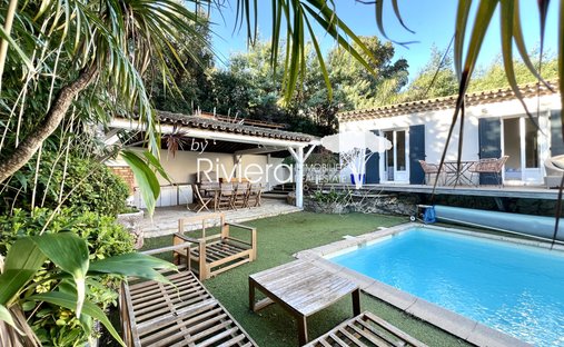 Villa in Nord, Cavalaire-sur-Mer, France 1