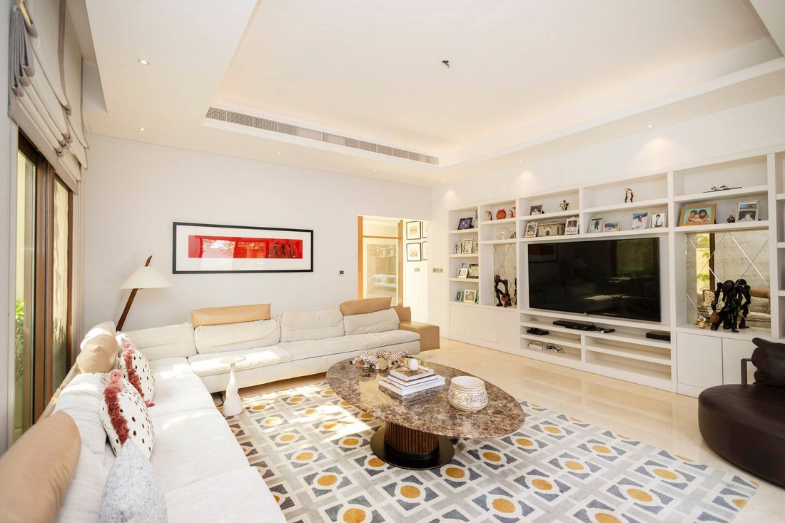 Villa in Nad Al Sheba 1, Nad Al Sheba, Dubai 3 - 18237278