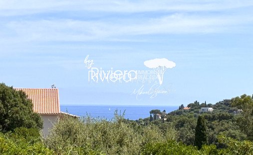 Villa in Nord, Cavalaire-sur-Mer, France 1