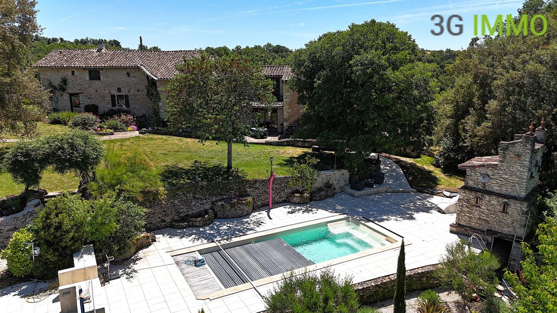 Estate in Castelnau-de-Montmiral, Occitania, France 1 - 18244160