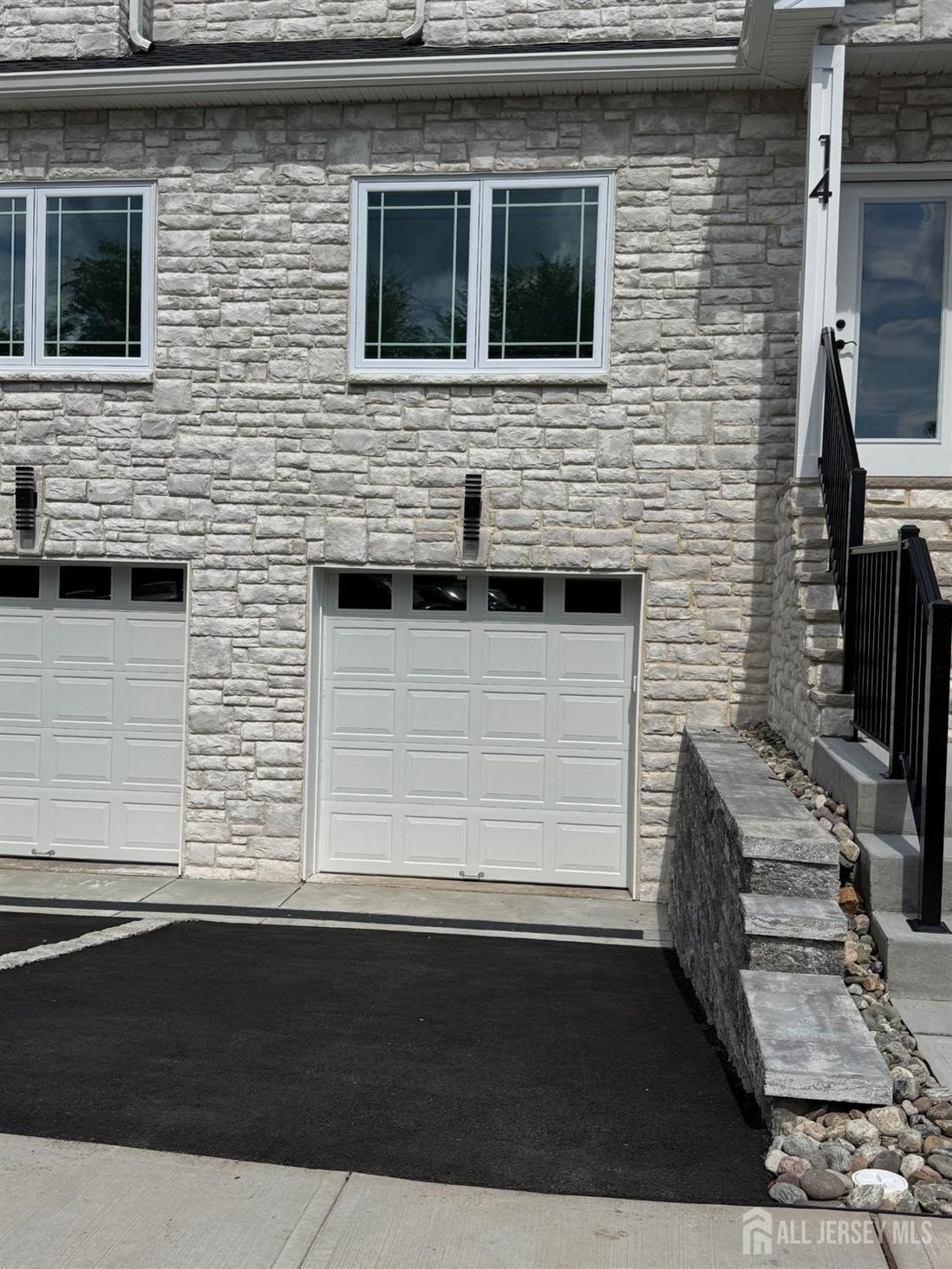 Townhouse in Metuchen, New Jersey, United States 2 - 18235681