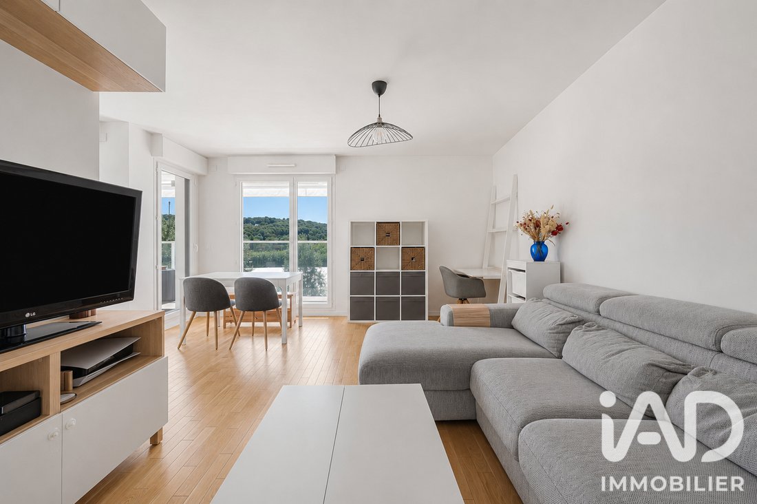 Apartment in Jonchere-Malmaison-Saint Cucufa, Rueil-Malmaison, France 3 - 18246537
