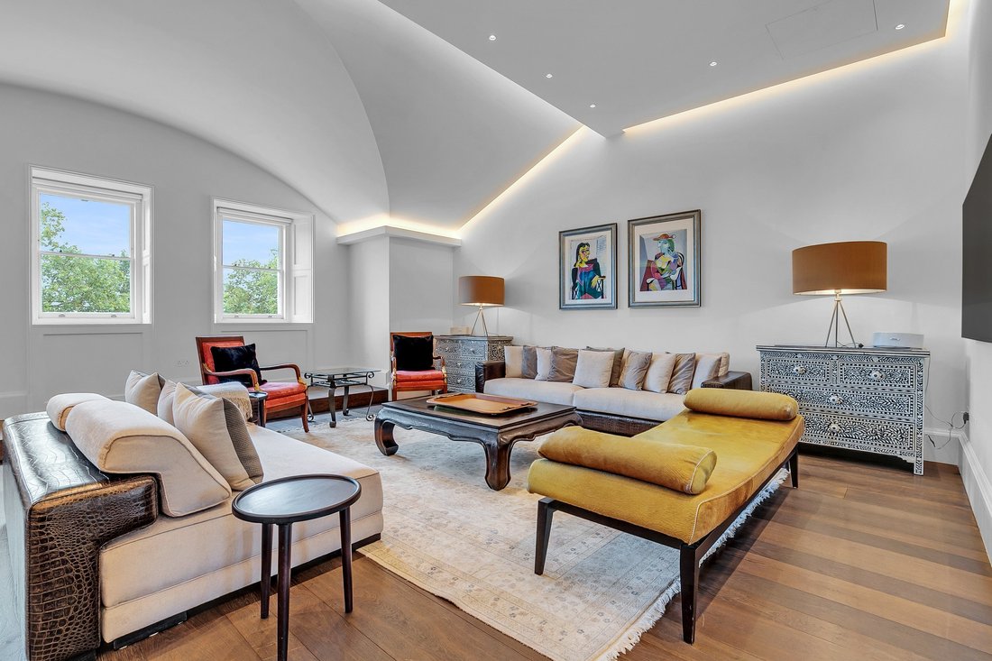 Apartment in Westminster, England 4 - 18242183