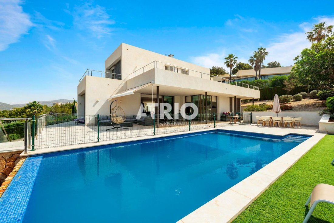 Chalet in Calvia, Balearic Islands, Spain 1 - 18242839