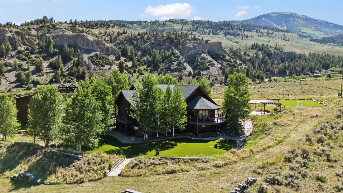 Silverthorne, Colorado, United States 2 - 18238610
