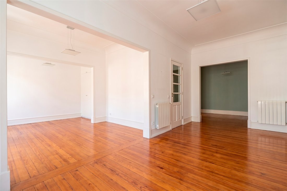 Apartment in Arroios, Lisbon, Portugal 3 - 17777525
