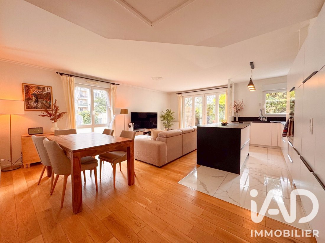 Apartment in Beaujon-Berges de Seine, Clichy, France 3 - 18246662