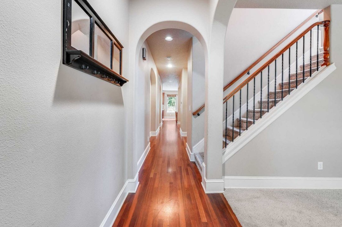 House in Tigard, Oregon, United States 3 - 18241071