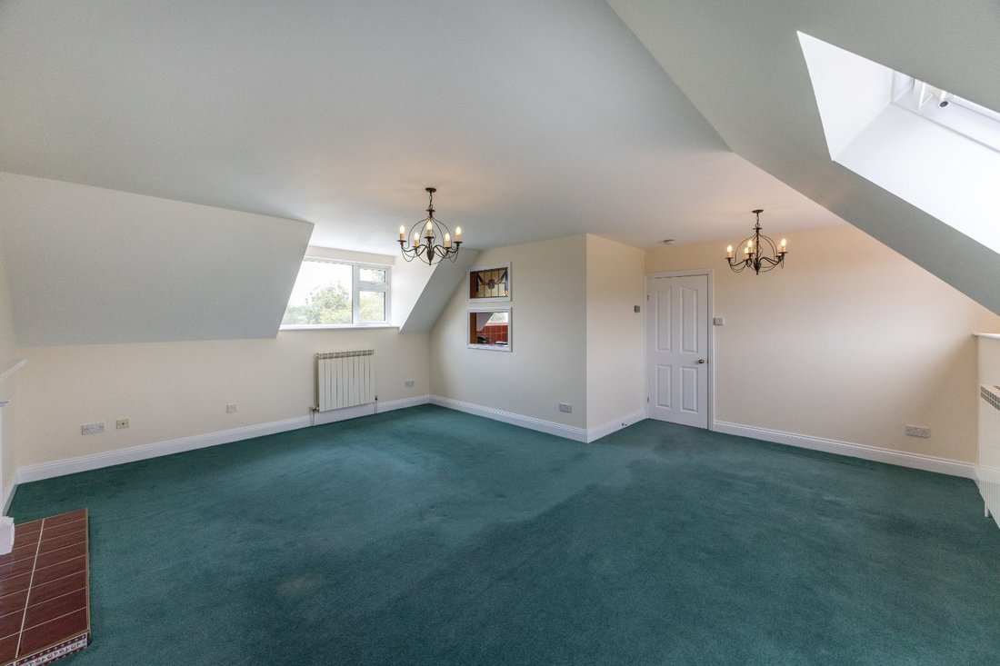 Apartment in Wales 3 - 18236040