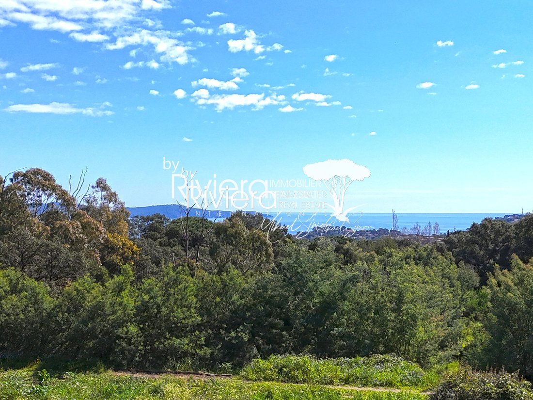 Villa in Nord, Cavalaire-sur-Mer, France 1 - 15404715