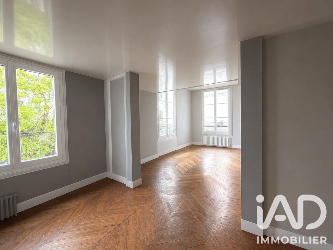Apartment in Triangle d'Or, Paris 8e Arrondissement, Paris 2 - 18222762
