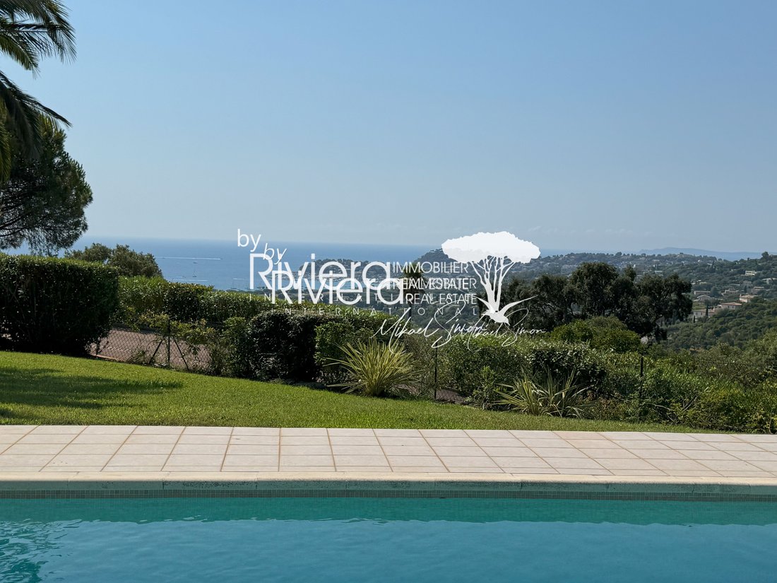 Estate in Nord, Cavalaire-sur-Mer, France 3 - 16108430