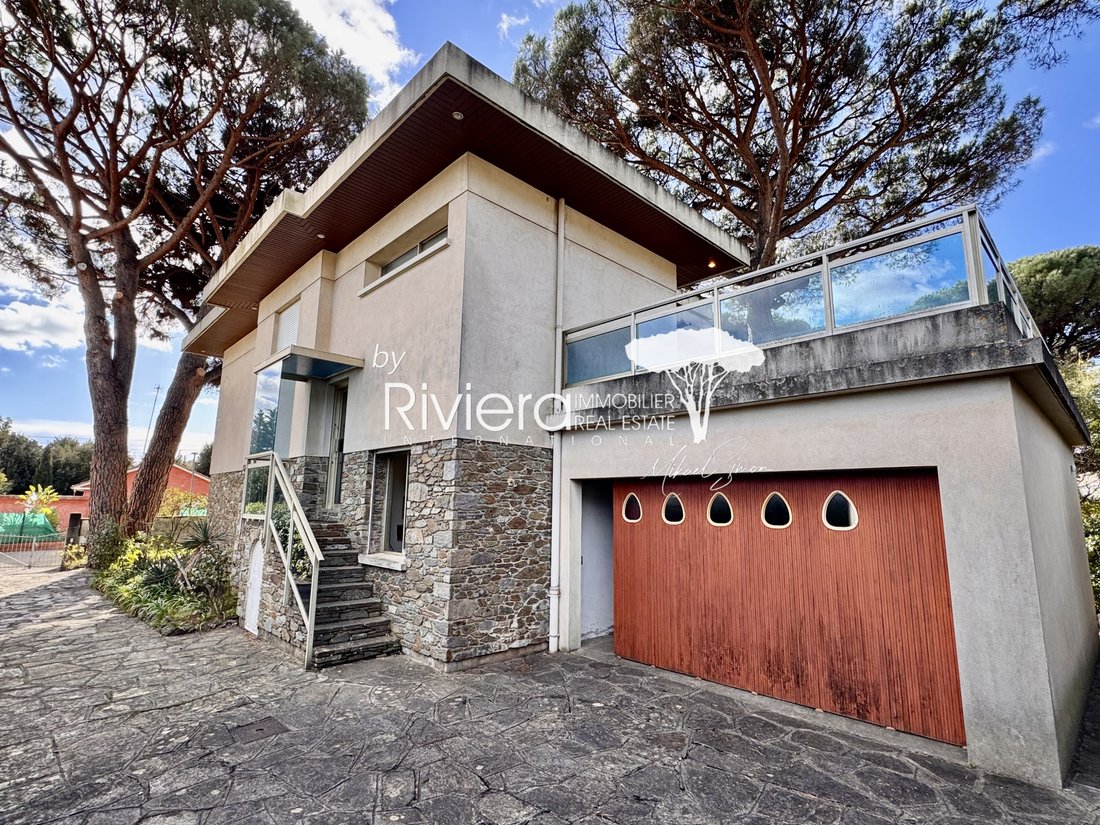 Villa in Nord, Cavalaire-sur-Mer, France 2 - 17140044