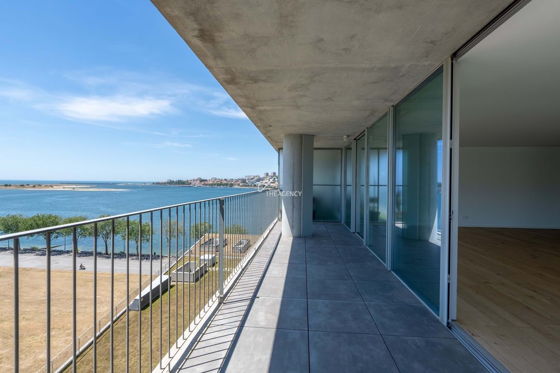 Apartment in Canidelo, Porto District, Portugal 3 - 18240777