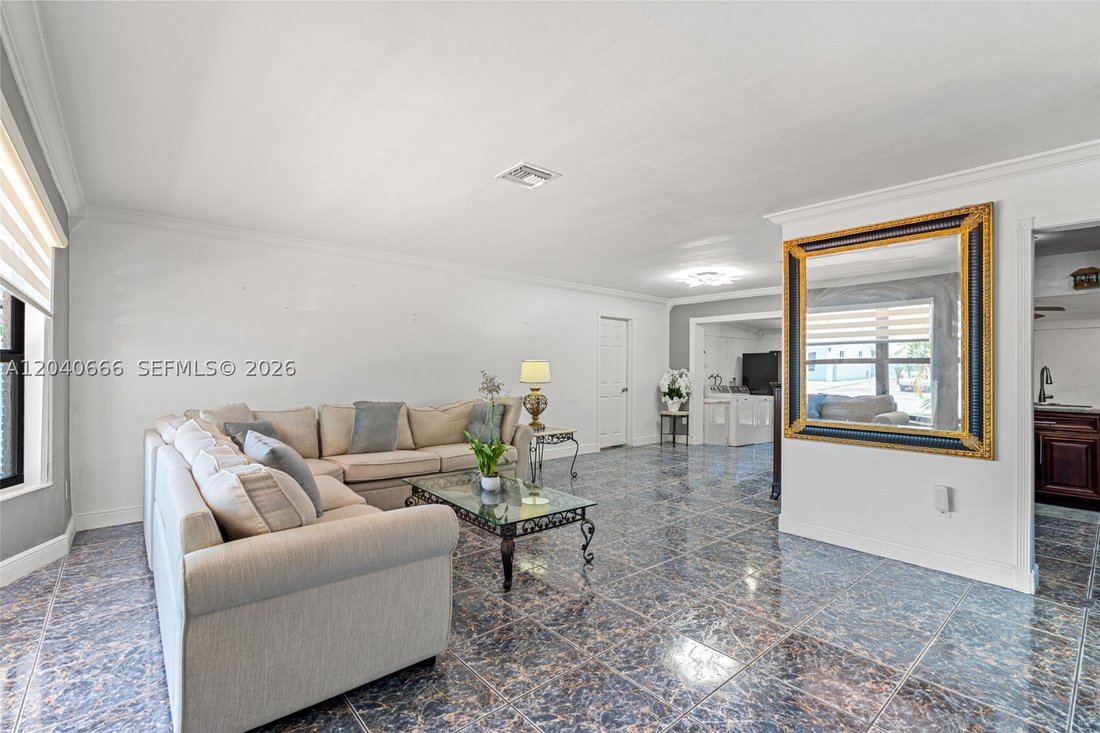 House in Miami Lakes, Florida, United States 4 - 18241469