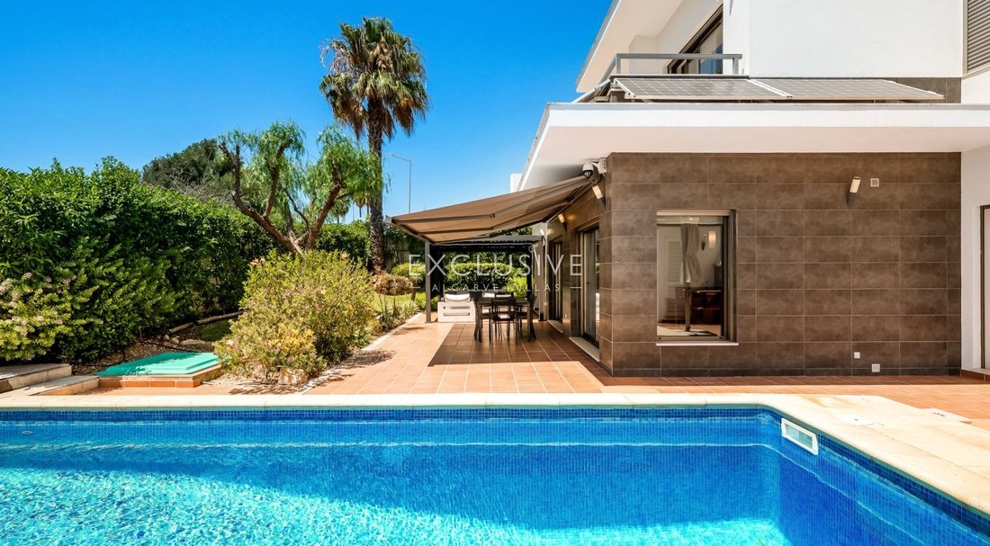Villa in Alcantarilha, Algarve, Portugal 2 - 18245825