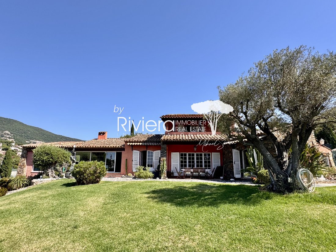 Villa in Nord, Cavalaire-sur-Mer, France 4 - 18005715