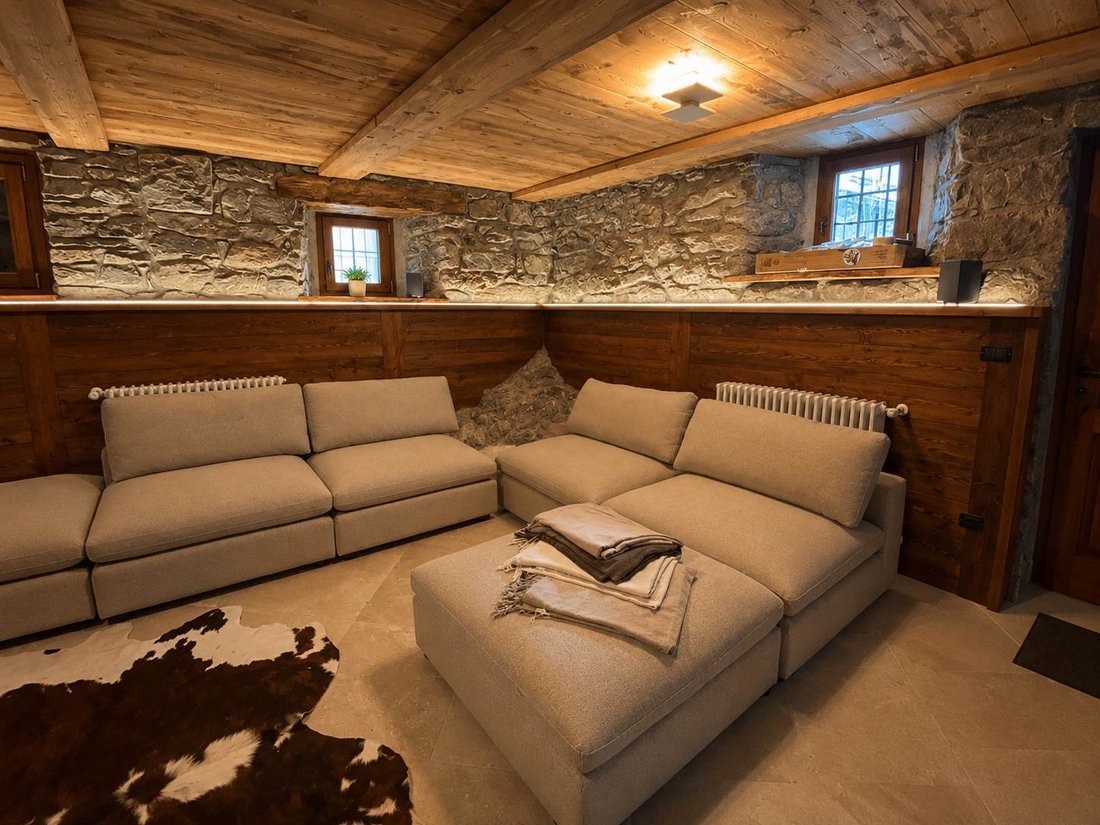 Villa in Brusson, Aosta Valley / Vallée d'Aoste, Italy 2 - 18244510
