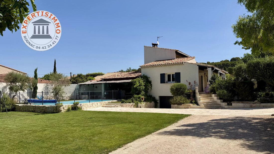 House in Noyau Villageois-Zone Urbaine, Velaux, France 1 - 18239273