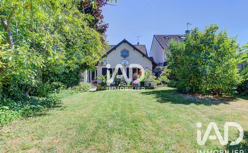 House in Coeuilly-Village Parisien-Perroquets, Champigny-sur-Marne, France 1