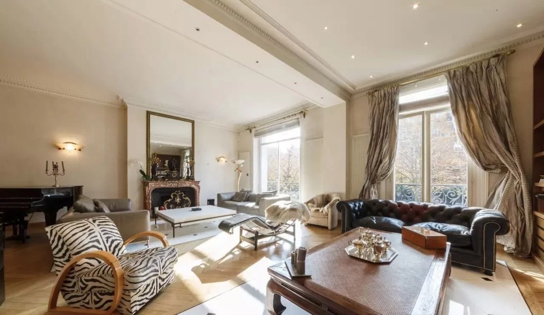Apartment in Bois de Boulogne, Paris 16e Arrondissement, Paris 1 - 18237027
