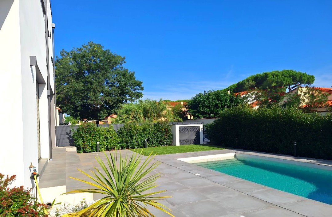 House in Saint-Cyprien, Occitania, France 5 - 18236954