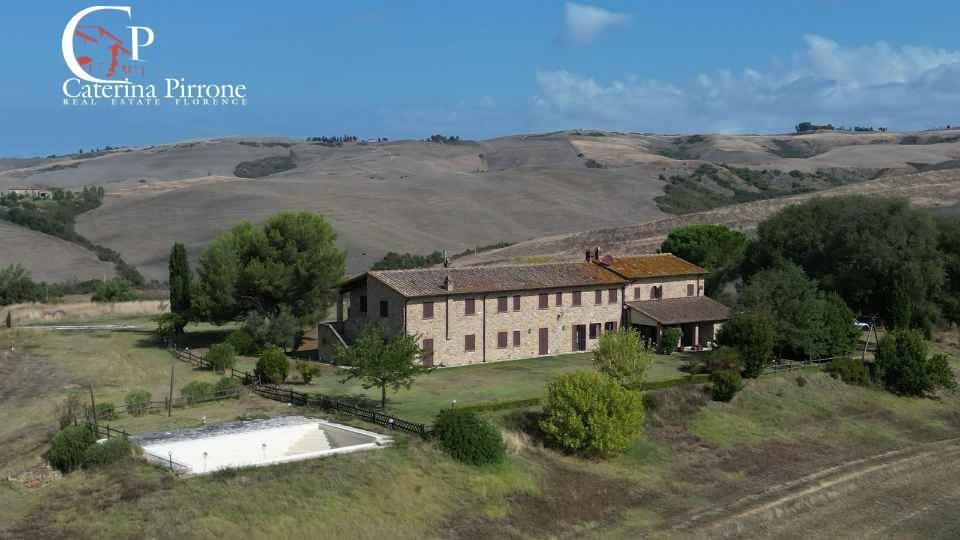 Villa in Volterra, Tuscany, Italy 2 - 18246488