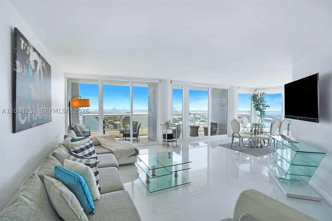 Condo in Miami, Florida, United States 1 - 18241443