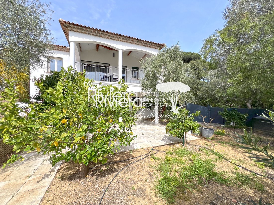 Villa in Nord, Cavalaire-sur-Mer, France 2 - 15454100