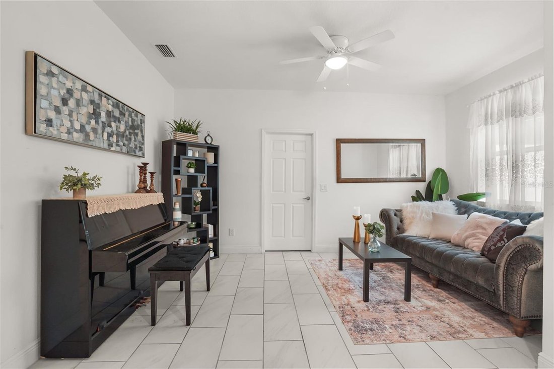 House in Orlando, Florida, United States 3 - 16101744