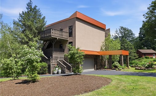 House in Orchard Park, New York, United States 1