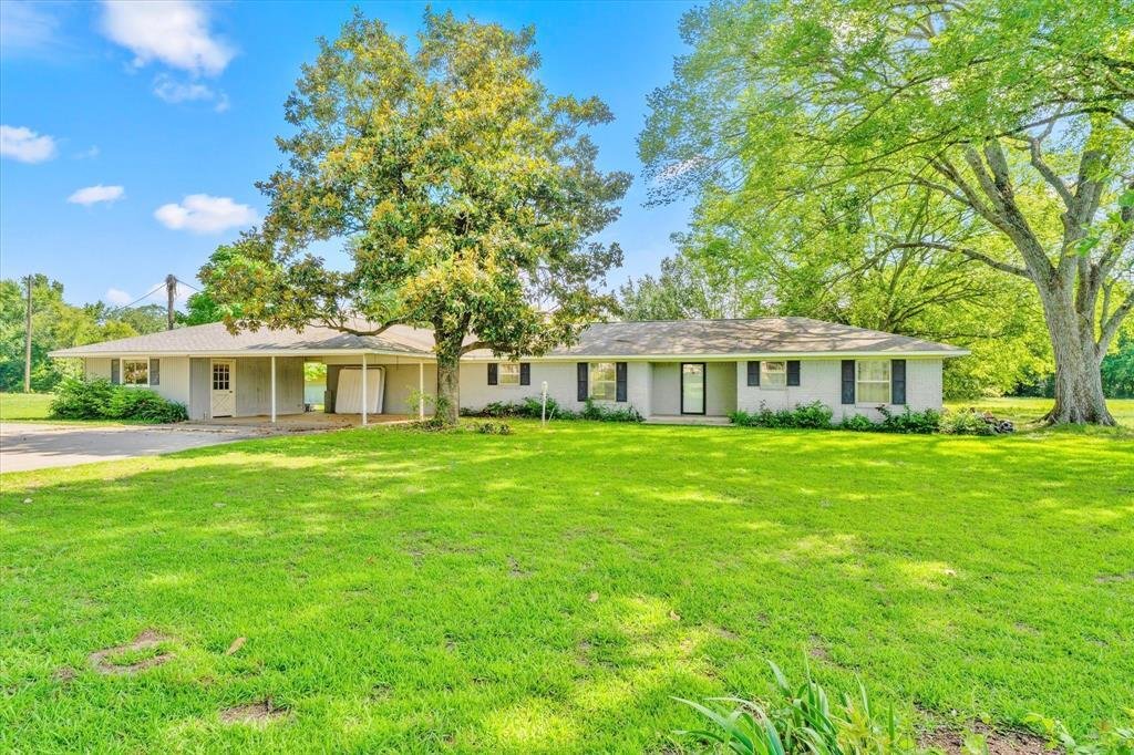 House in Mount Pleasant, Texas, United States 1 - 18243896