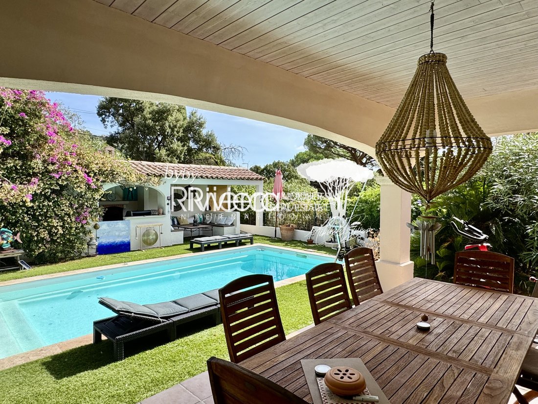 Villa in Nord, Cavalaire-sur-Mer, France 1 - 16245216