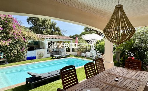 Villa in Nord, Cavalaire-sur-Mer, France 1