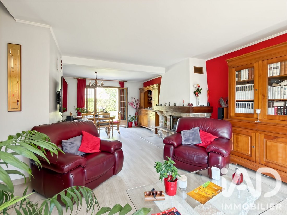 House in Bois Saint Martin-Yvris-Richardets-Monfort, Noisy-le-Grand, France 4 - 18246518