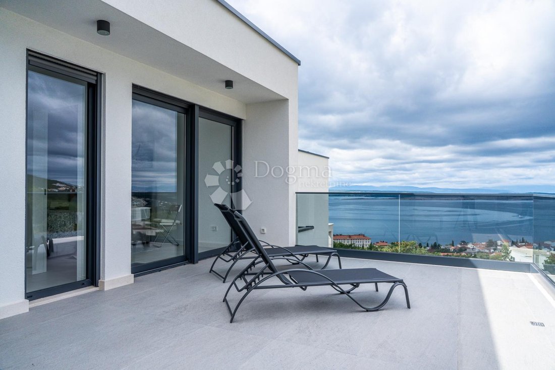 Apartment in Grad Crikvenica, Primorje-Gorski Kotar County, Croatia 1 - 18238421