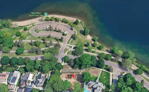 Land in Minneapolis, Minnesota, United States 1