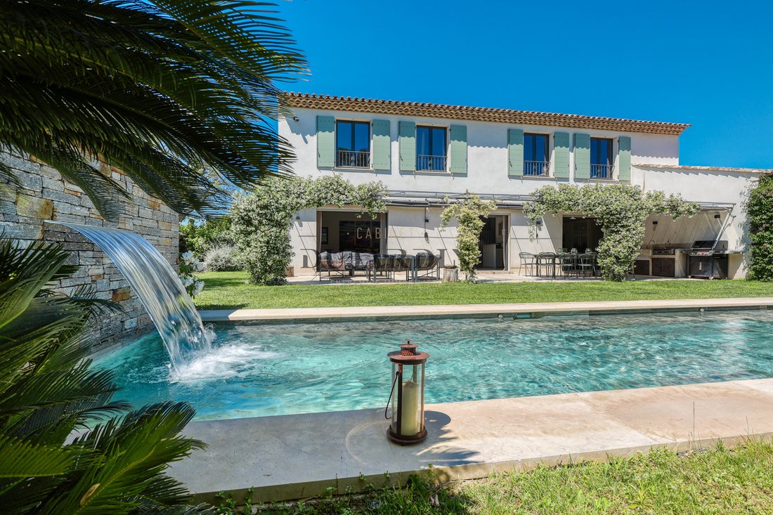 Villa in Zone Ouest Urbaine, Saint-Tropez, France 2 - 18243996