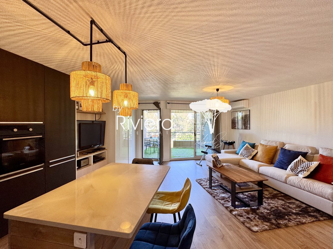 Apartment in Nord, Cavalaire-sur-Mer, France 4 - 18245807